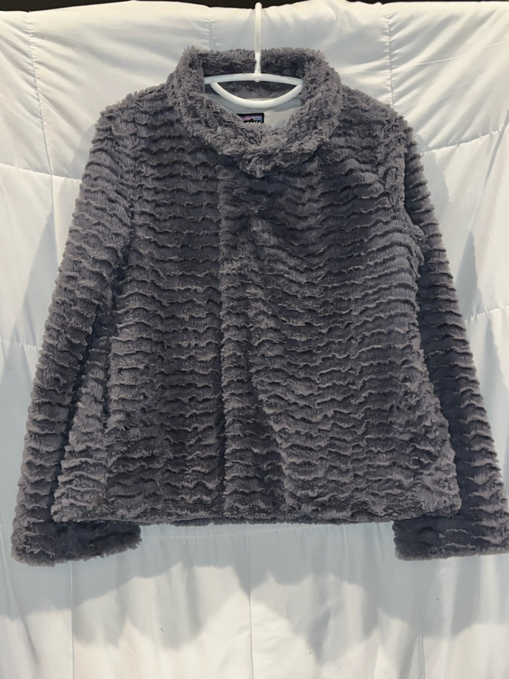 Patagonia Pelage Gray Fuzzy Plush Zip Up High Neck  Jacket size Small